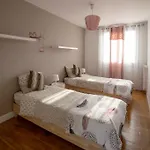Malya & Parking Prive Γκρενόμπλ